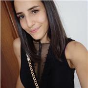 Prossima alla laurea in lingue, letterature straniere e culture moderne. (Anche aiuti compiti non solo ripetizioni di lingua)